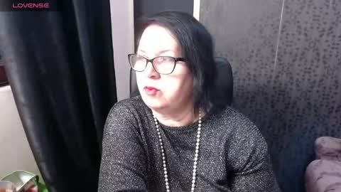 Snapshot of madam_sanjanne chatting on 05/18/26, 02:29 Madam Sanjanne online show from 05/18/26, 02:29
