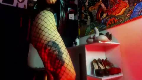 Snapshot of madame_ibby chatting on 08/03/26, 12:54 madame ibby online show from 08/03/26, 12:54