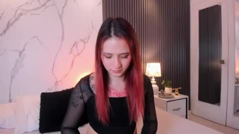 Snapshot of madame_lilith chatting on 06/21/26, 11:24 madame lilith online show from 06/21/26, 11:24