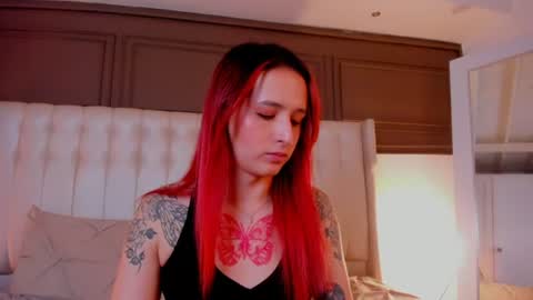Snapshot of madame_lilith chatting on 07/29/26, 11:19 madame lilith online show from 07/29/26, 11:19