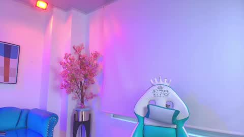 Snapshot of madame_scarllet chatting on 04/29/26, 11:36 Madame Scarllet online show from 04/29/26, 11:36
