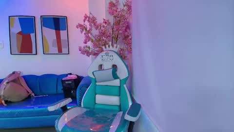 Snapshot of madame_scarllet chatting on 05/23/26, 11:36 Madame Scarllet online show from 05/23/26, 11:36