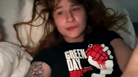 Snapshot of madamme_devorah chatting on 04/03/26, 09:07 Meleena redhead Maria Black hear online show from 04/03/26, 09:07