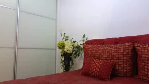 Maddalena online show from 05/10/26, 08:47