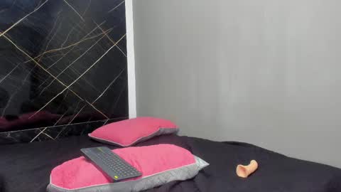 maddie 09 online show from 02/17/25, 03:20