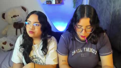 Maddie and Chelsea online show from 11/28/25, 09:56