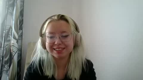 Maddie online show from 08/09/26, 09:25