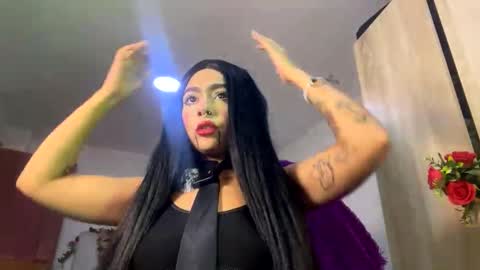 Maddie online show from 10/24/25, 06:48