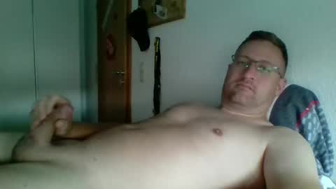 Snapshot of maddin8891 chatting on 09/14/25, 02:38 Maddin online show from 09/14/25, 02:38