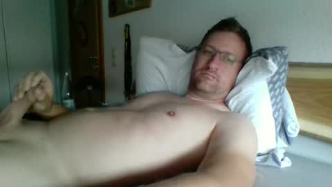 Snapshot of maddin8891 chatting on 10/06/25, 08:12 Maddin online show from 10/06/25, 08:12