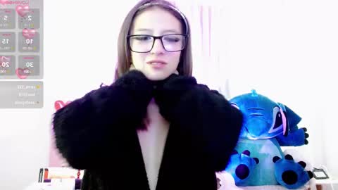 Maddy UwU online show from 02/21/25, 04:37