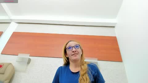 Snapshot of maddy_cartter chatting on 04/01/26, 11:22 maddy cartter online show from 04/01/26, 11:22