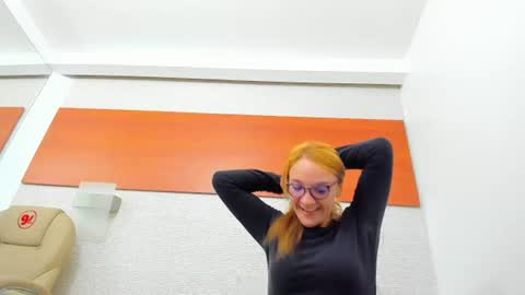 Snapshot of maddy_cartter chatting on 06/08/26, 11:32 maddy cartter online show from 06/08/26, 11:32