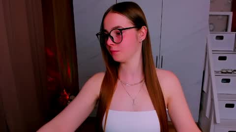 maddy_gate online show from 04/28/26, 05:18