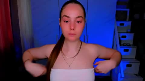 maddy_gate online show from 05/03/26, 10:54