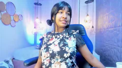 Maddy  online show from 11/22/25, 08:08