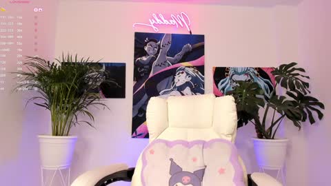 Snapshot of maddy_uwu chatting on 12/23/24, 02:02 maddy_uwu online show from 12/23/24, 02:02