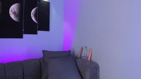 Snapshot of maddy_walker chatting on 02/22/25, 07:47 Maddy online show from 02/22/25, 07:47