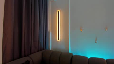 Snapshot of maddy_walker chatting on 09/17/25, 07:37 Maddy online show from 09/17/25, 07:37