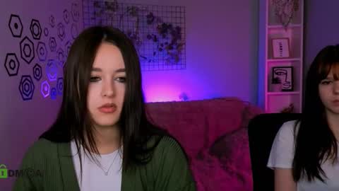 Snapshot of maddycats chatting on 11/27/25, 10:50 maddycats online show from 11/27/25, 10:50