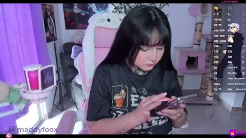 Maddy Foox online show from 04/29/26, 10:16