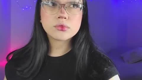   Please followme and rate me your thumbs up online show from 12/17/25, 08:48