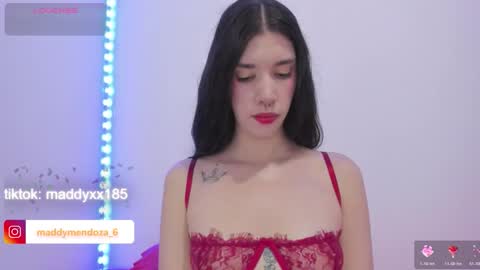 Snapshot of maddymendozaxx chatting on 03/26/26, 04:34 Maddy online show from 03/26/26, 04:34