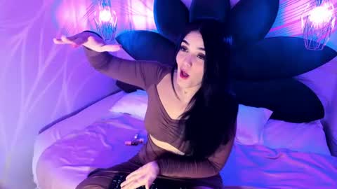 Maddy online show from 06/27/26, 12:22