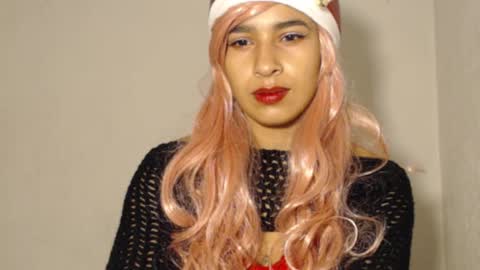 Snapshot of made_lover1999 chatting on 12/21/24, 09:55 Made online show from 12/21/24, 09:55