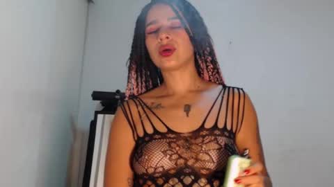 Snapshot of made_lover1999 chatting on 02/02/25, 01:45 Made online show from 02/02/25, 01:45