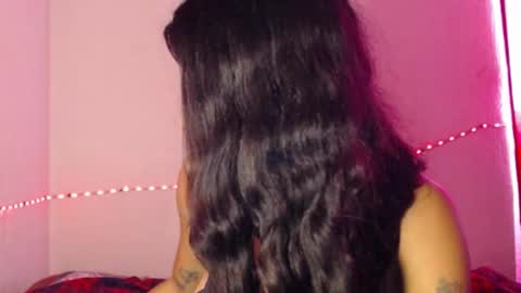 Snapshot of made_lover1999 chatting on 02/16/25, 05:15 Made online show from 02/16/25, 05:15