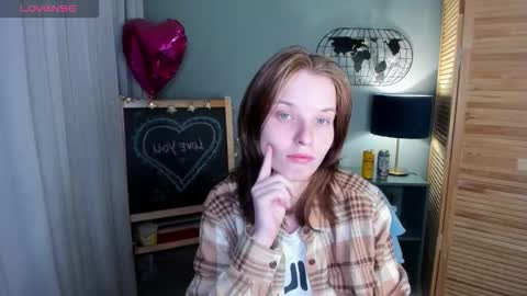 Snapshot of madelaines chatting on 10/04/25, 02:37 madelaines online show from 10/04/25, 02:37