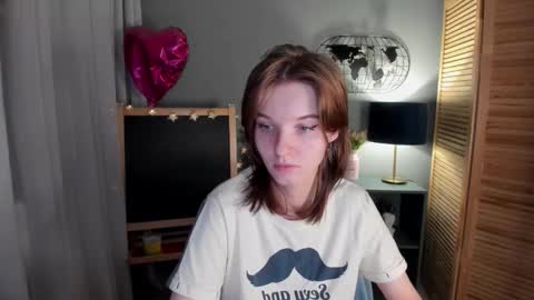 Snapshot of madelaines chatting on 10/14/25, 02:40 madelaines online show from 10/14/25, 02:40