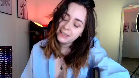 Snapshot of madelamee chatting on 04/26/26, 05:10 madelamee online show from 04/26/26, 05:10