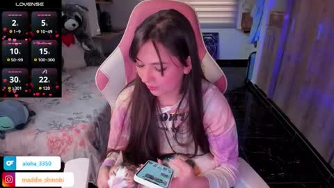 Snapshot of madeleine_shinobi chatting on 11/17/25, 10:04 Emily Only Fans online show from 11/17/25, 10:04