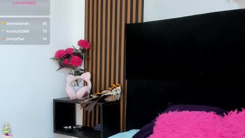 Madelin Clerk online show from 12/18/24, 02:10