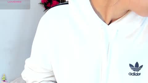 Madelin Clerk online show from 12/29/24, 02:21