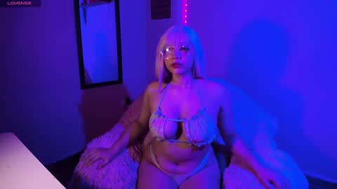 Madeline  online show from 01/09/25, 05:34