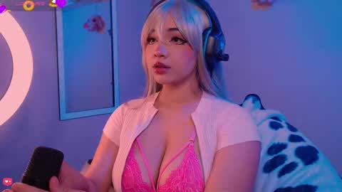 Madeline  online show from 10/09/25, 03:59