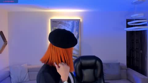 Madeline online show from 02/06/25, 09:22