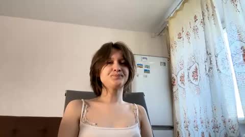 Snapshot of madelynsojourner chatting on 05/07/26, 03:12 madelynsojourner online show from 05/07/26, 03:12