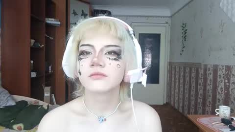 Snapshot of madgezari chatting on 03/07/26, 07:16 Alice Kaneki online show from 03/07/26, 07:16