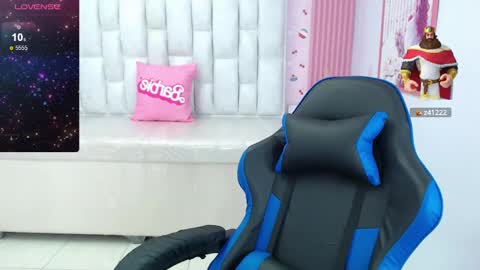 Madhison  online show from 03/08/25, 01:28