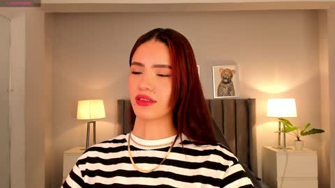 Snapshot of madie_collins7 chatting on 01/18/25, 11:43 Madie online show from 01/18/25, 11:43