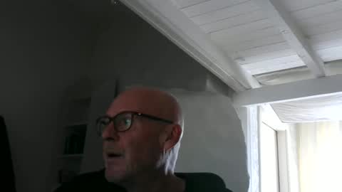 Snapshot of madio1187940 chatting on 09/24/25, 12:08 madio1187940 online show from 09/24/25, 12:08