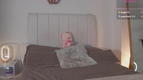 Snapshot of madison__evans chatting on 03/12/26, 06:19 Valentina 1030 530 - online show from 03/12/26, 06:19