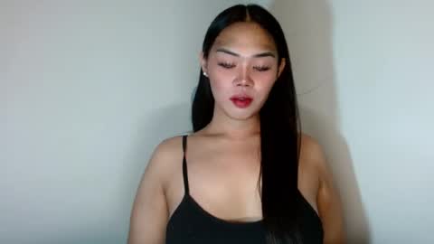 Snapshot of madison_lucks chatting on 07/24/26, 05:27 hi im your lovely madison online show from 07/24/26, 05:27
