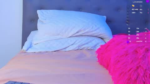 Snapshot of madison_milan chatting on 02/09/26, 10:25 online show from 02/09/26, 10:25