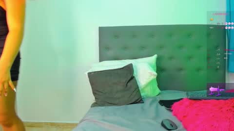 Snapshot of madison_milan chatting on 02/26/26, 11:04 online show from 02/26/26, 11:04