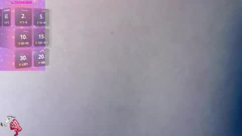 Snapshot of madison_oli chatting on 10/28/25, 11:36 madison_oli online show from 10/28/25, 11:36